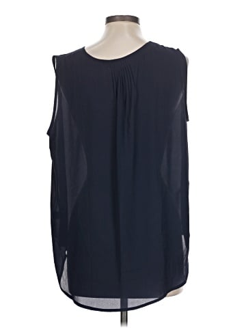 Violet & Claire Sleeveless T-Shirt (view 2)