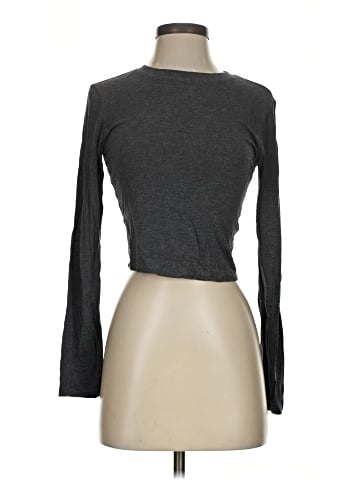 Forever 21 Long Sleeve T-Shirt (view 1)