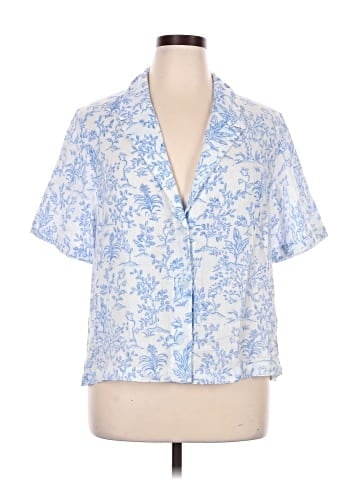 Lilly Pulitzer Short Sleeve Blouse (view 1)