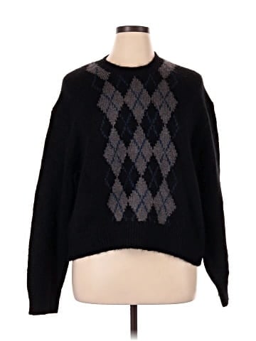 Uniqlo Pullover Sweater (view 1)