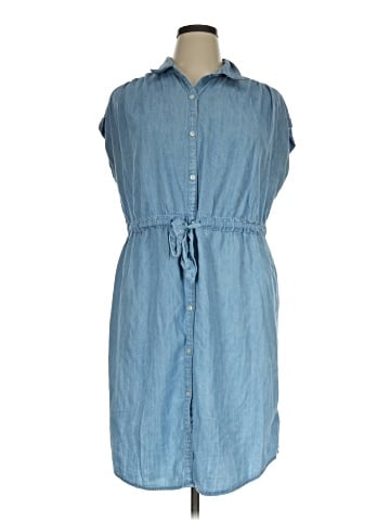 Old Navy Casual Dress (view 1)