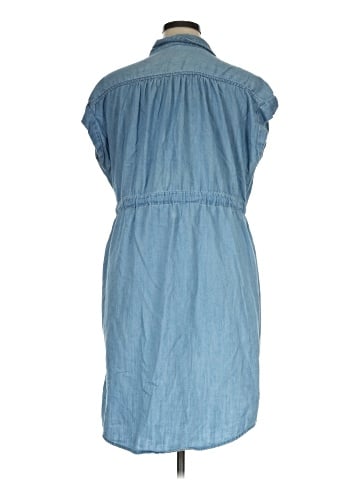 Old Navy Casual Dress (view 2)