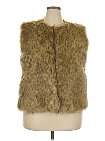 Tanming Faux Fur Vest (view 1)