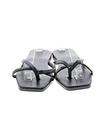 Unbranded Flip Flops (view 2)