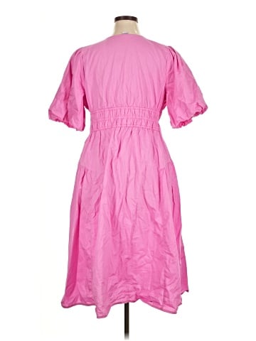 Old Navy Casual Dress (view 2)