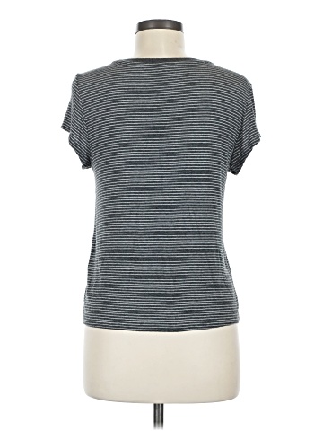 American Eagle Outfitters Short Sleeve T-Shirt (view 2)