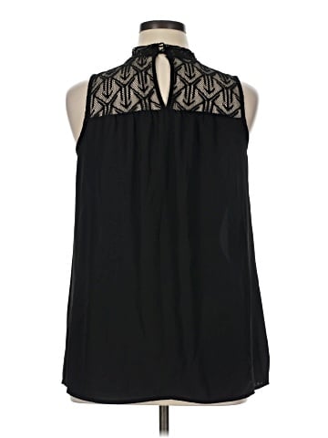 Lily White Sleeveless Blouse (view 2)