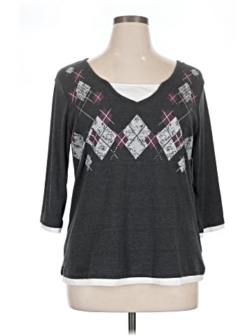Essentials 3/4 Sleeve Top (view 1)
