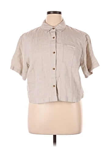 Athleta Short Sleeve Button-Down Shirt (view 1)
