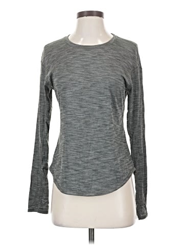 Lululemon Athletica Long Sleeve T-Shirt (view 1)