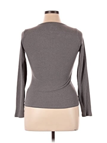 Old Navy 3/4 Sleeve T-Shirt (view 2)