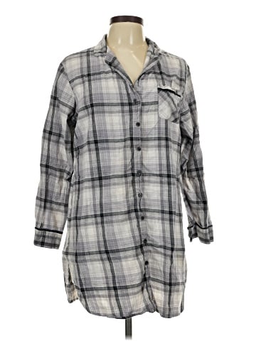 Xhilaration 3/4 Sleeve Button-Down Shirt (view 1)