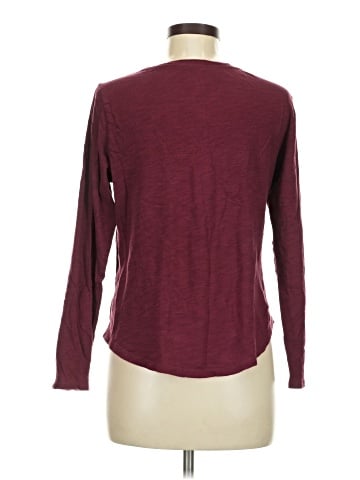 Old Navy Long Sleeve T-Shirt (view 2)