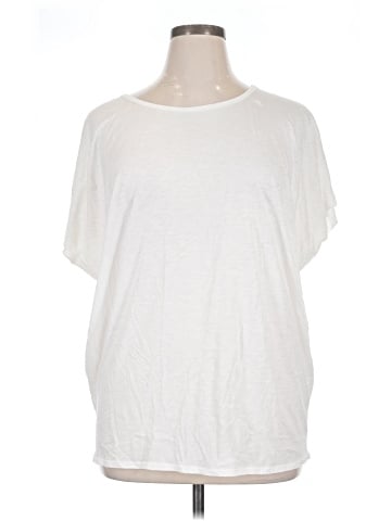 Go Couture Short Sleeve T-Shirt (view 1)