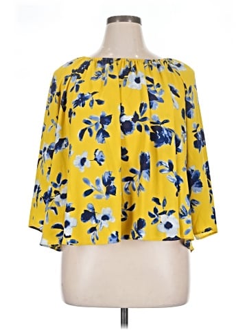 Elizabeth and James 3/4 Sleeve Blouse (view 1)