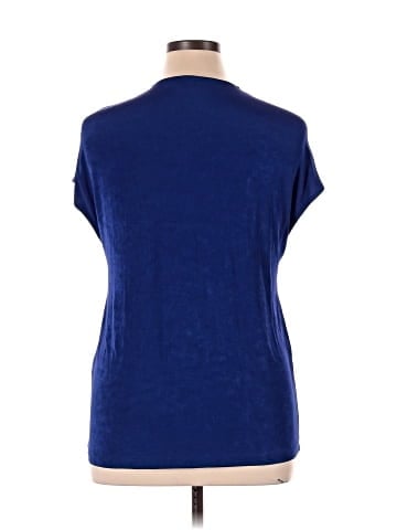 Zenergy by Chico's Short Sleeve T-Shirt (view 2)