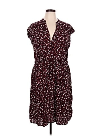 Sandra Darren Casual Dress (view 1)