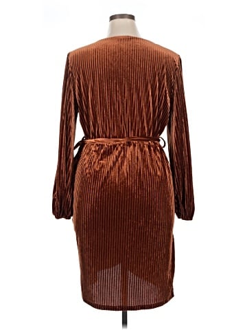 Simplee Cocktail Dress (view 2)