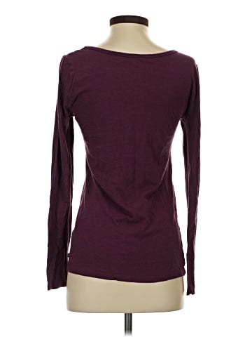 Fabletics Long Sleeve T-Shirt (view 2)