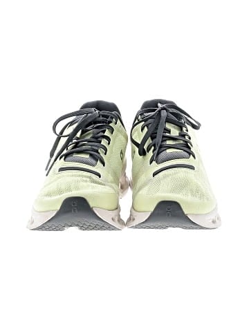 On Cloud Sneakers (view 2)
