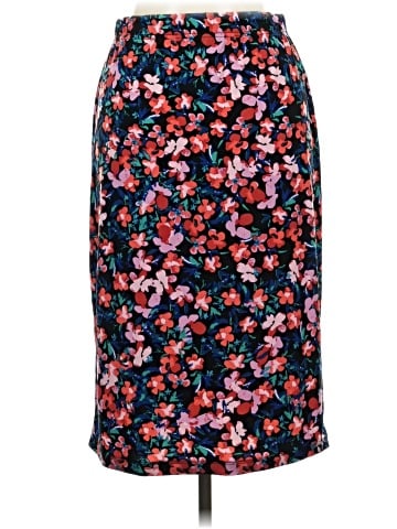 Simply Styled Casual Skirt (view 2)