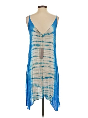 Chatoyant Casual Dress (view 2)
