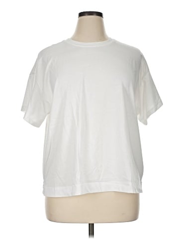 Old Navy Short Sleeve T-Shirt (view 1)