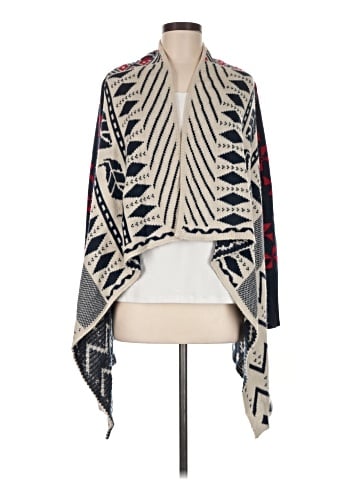 Hot & Delicious Poncho (view 1)