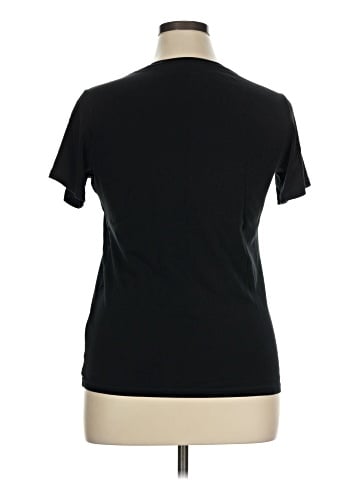 Uniqlo Short Sleeve T-Shirt (view 2)