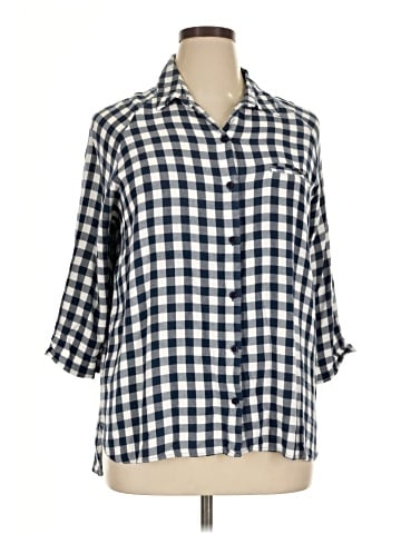 Attention 3/4 Sleeve Button-Down Shirt (view 1)