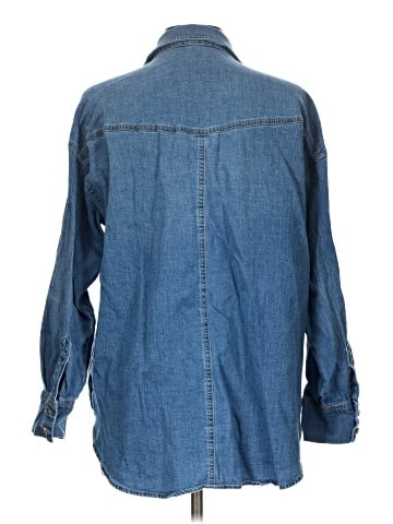 Gloria Vanderbilt Long Sleeve Button-Down Shirt (view 2)
