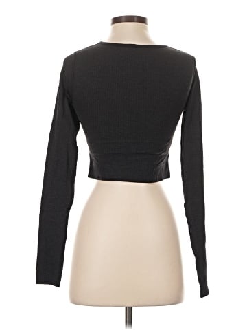 Lululemon Athletica Long Sleeve T-Shirt (view 2)