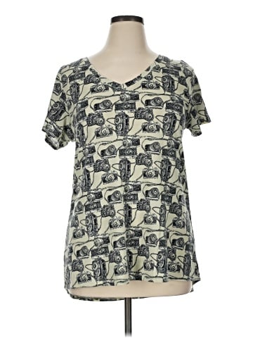 Lularoe Short Sleeve T-Shirt (view 1)