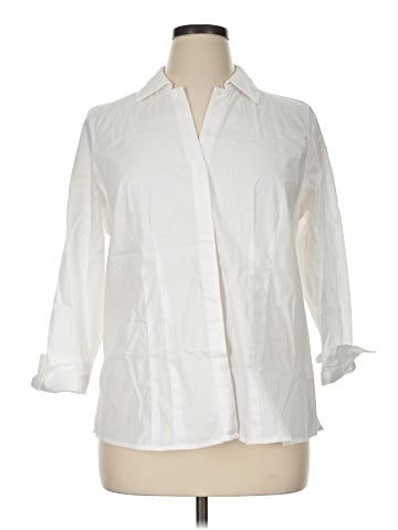 Croft & Barrow 3/4 Sleeve Button-Down Shirt (view 1)