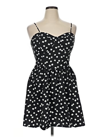 No Boundaries Casual Dress (view 1)