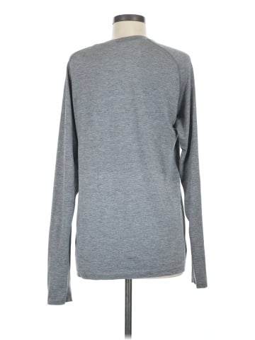 Lululemon Athletica Long Sleeve T-Shirt (view 2)