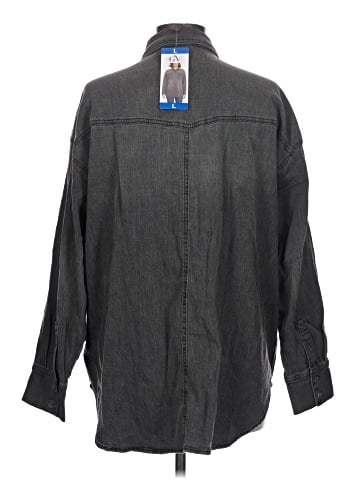 Gloria Vanderbilt Long Sleeve Button-Down Shirt (view 2)