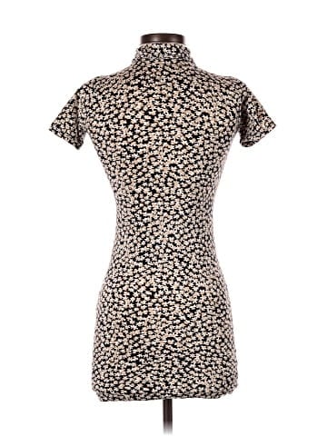 Motel Casual Dress (view 2)