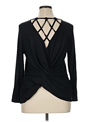 Venus 3/4 Sleeve T-Shirt (view 2)