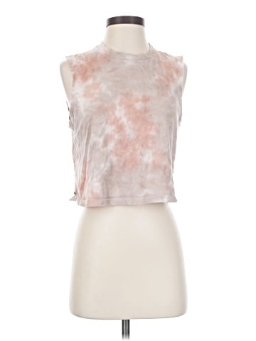 Beyond Yoga Tank Top (view 1)