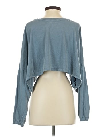 American Eagle Outfitters Long Sleeve T-Shirt (view 2)