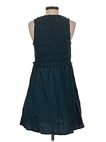 Old Navy Casual Dress (view 2)