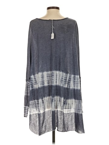 Mono b Poncho (view 2)