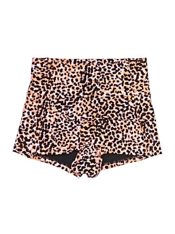 Fabletics Shorts (view 1)