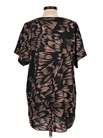 CAbi Short Sleeve Blouse (view 2)