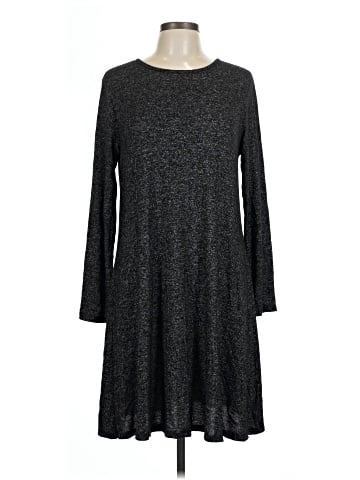 Old Navy Casual Dress (view 1)
