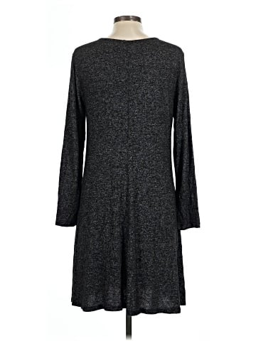 Old Navy Casual Dress (view 2)