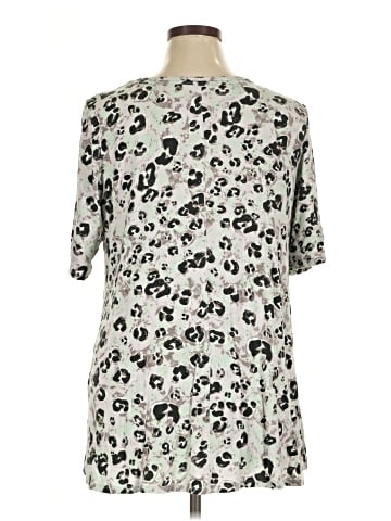 LOGO by Lori Goldstein Short Sleeve Blouse (view 2)