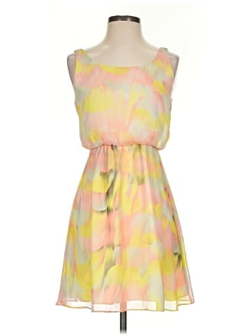 Alice + Olivia Casual Dress (view 1)