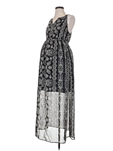 Liz Lange Maternity Casual Dress (view 1)